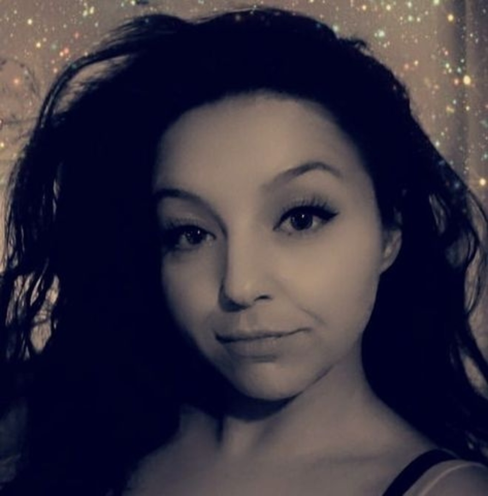 Meet your Posher, Denise